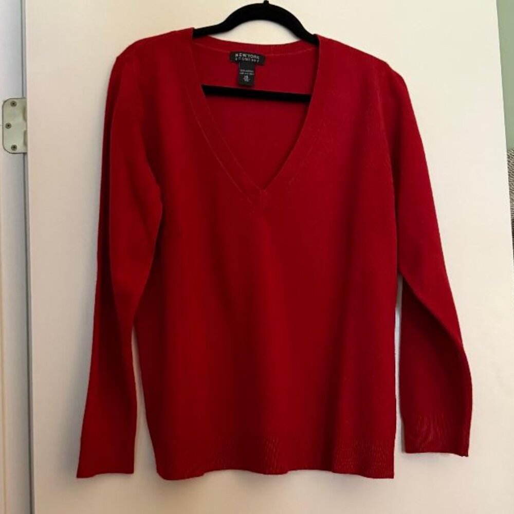 New York & Company Red XL sweater